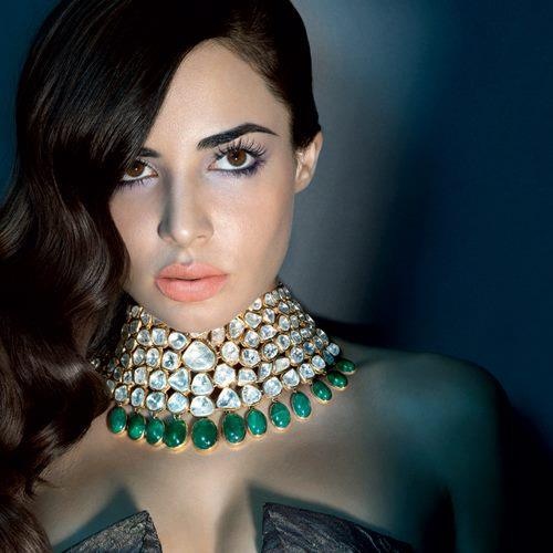 Makeup and Hairstyle Ideas to Try This Festive Season 1