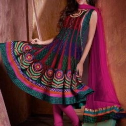 Makeup and Hairstyle Ideas to Try This Festive Season 2