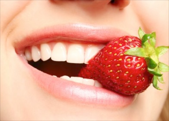 natural-teeth-whitener