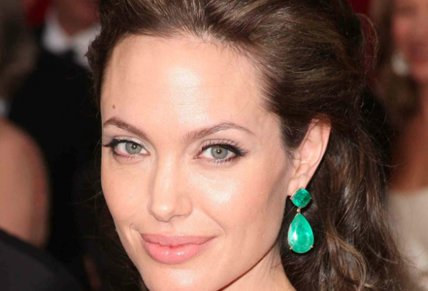 Angelina2
