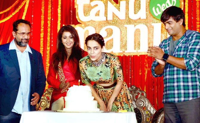 24-kangna-birthday-cake