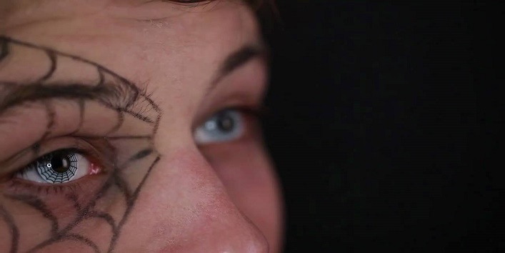 eyesss lans