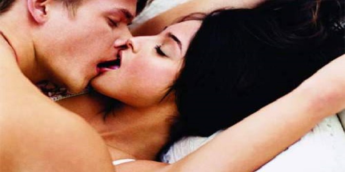 kissing