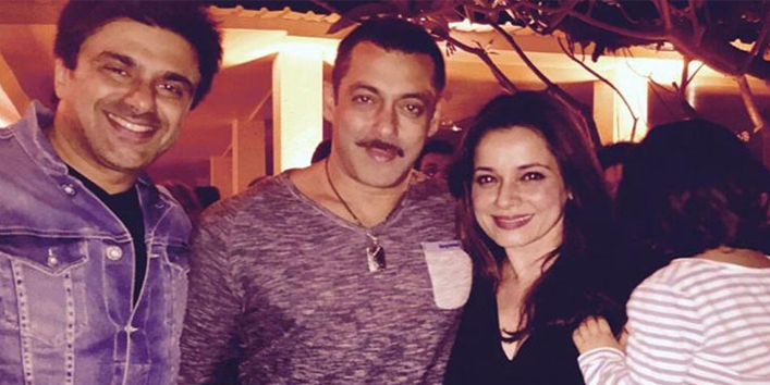 50th-birthday-at-his-Panvel-farmhouse-with-a-small-gathering