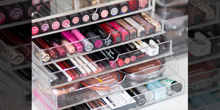 Acrylic-drawers-for-lip-glosses