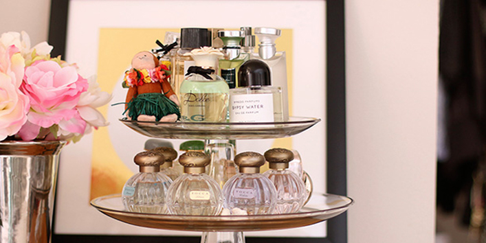 Cake-stands-for-perfumes