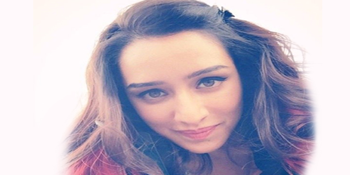 shraddha-kapoor-selfie-photos-1