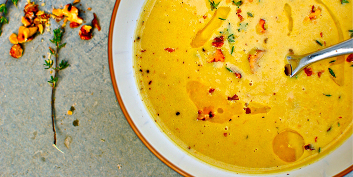 Walnut-and-cream-Soup
