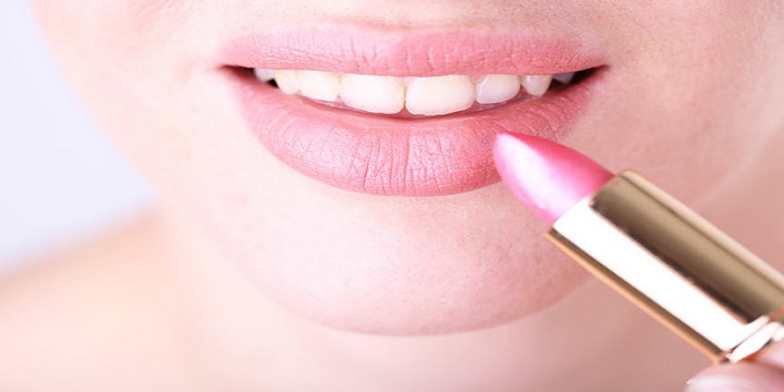 lips makeup for interveiw